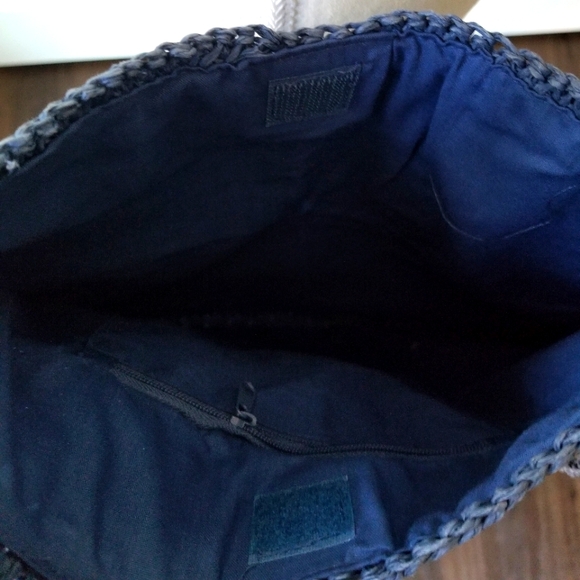 NWT Women's Woven Straw Shoulder Bag/Crossbody - Picture 2 of 2